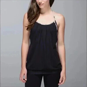 Lululemon size 4 no limits tank top